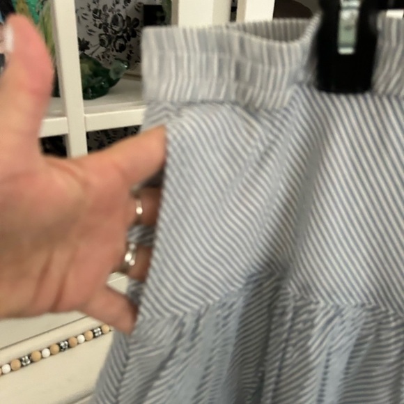 Gap XL Cotton Striped Skirts blue and white stretch pull on - Picture 4 of 8
